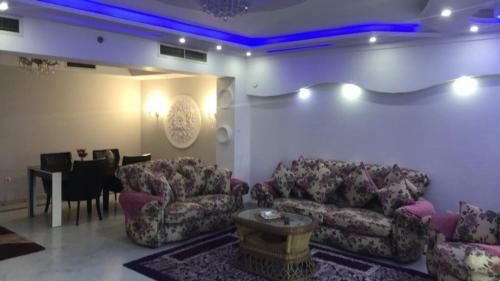 Sanstefano Fourseasons Building Apartment