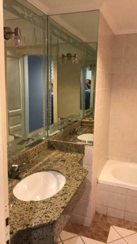 Sanstefano Fourseasons Building Apartment