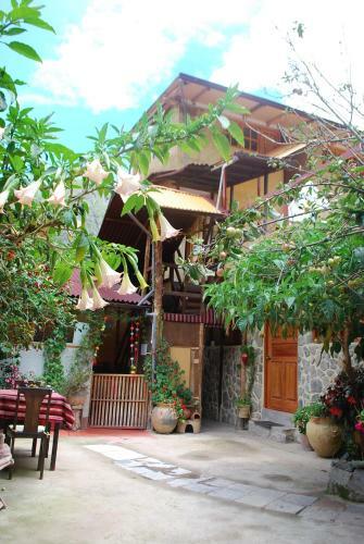 Bed & Breakfast Kiswar Lodge