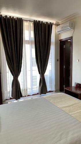 Roseau Hotel And Spa