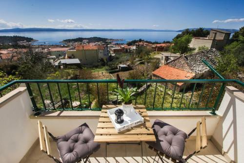 Holiday House Kleme