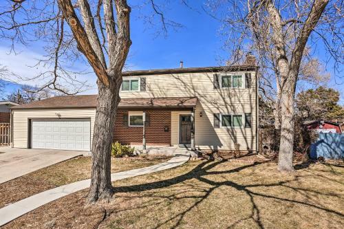 Stylish Arvada House With Yard And Game Room!