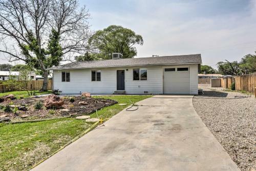 Quaint Clifton Home With Grill 1 Mi To Winery!