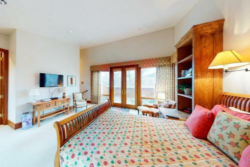 Aspen Meadows Resort 111