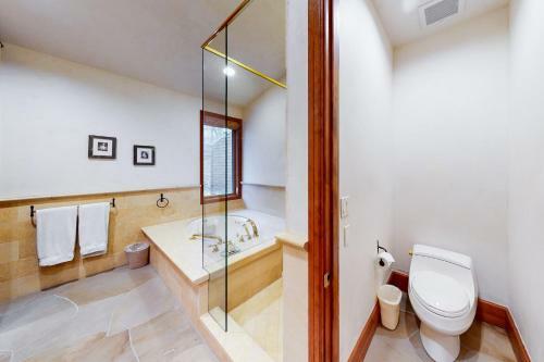 Aspen Meadows Resort 111
