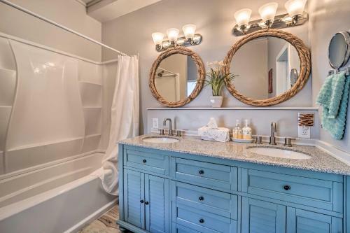 Updated Home With Yard, Walk To Dolores River!