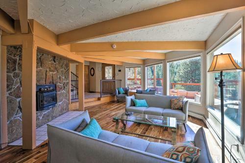 Unique Evergreen Mtn Home With Panoramic Views