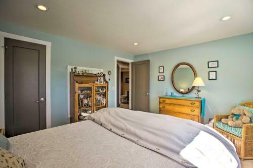 Private Mountain Home In Evergreen With Views!