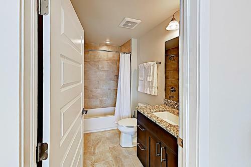 La Bonte Townhomes Unit 304