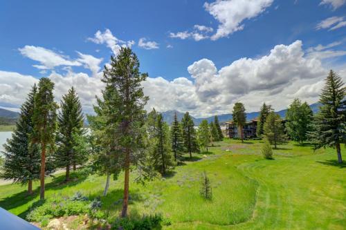 Apartamento A304 Lake Cliffe Condo