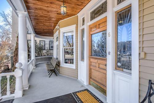 8br Downtown, Pool Table & Mini Golf, Foosball