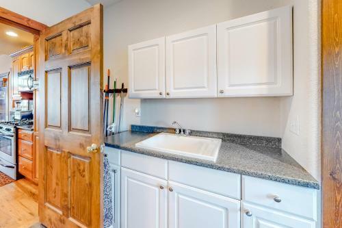 Saddle Ridge Sanctuary