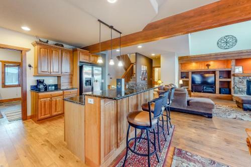Saddle Ridge Sanctuary