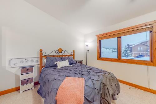 Saddle Ridge Sanctuary