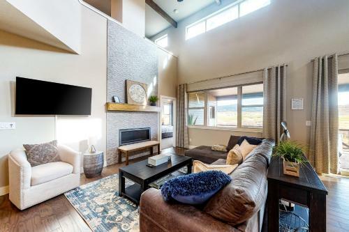 The Retreat, Grand Elk