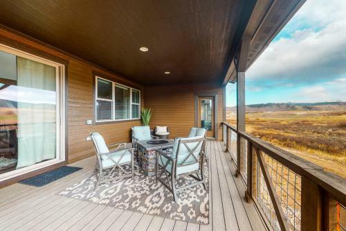 The Retreat, Grand Elk