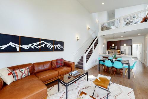 Mountain Sky Cottage