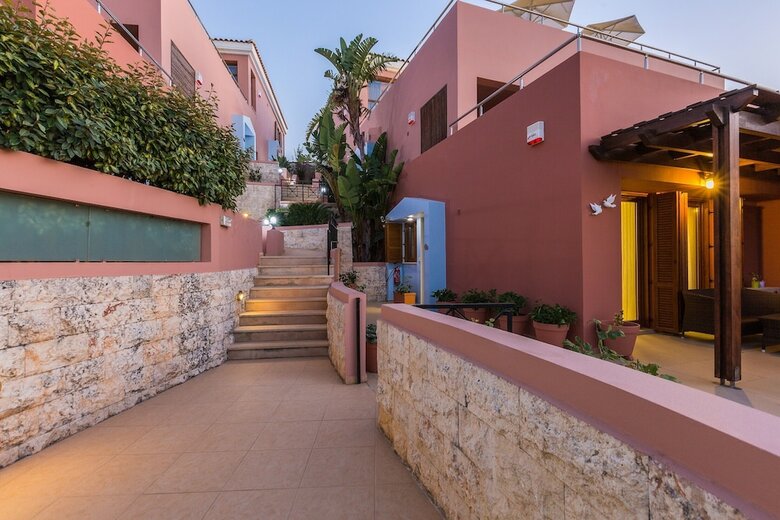 Villa Leste Luxury Homes