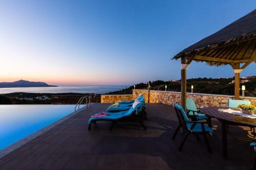 Ekaterini Vip Villa