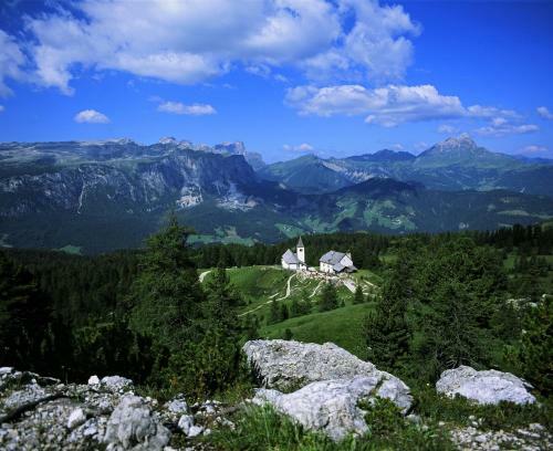 Hotel Garn� Lasteis