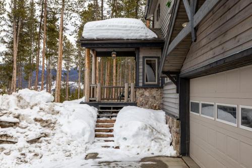 Big Bear Palace