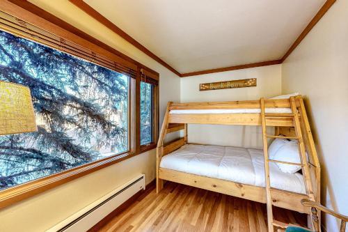 Tennis Townhome 1312