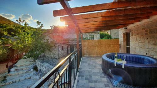 Villa Holiday Home Laura, Makarska - Runovi?i
