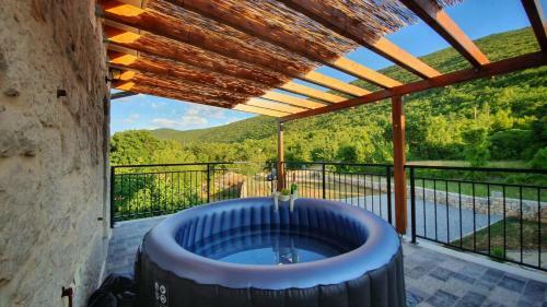 Villa Holiday Home Laura, Makarska - Runovi?i