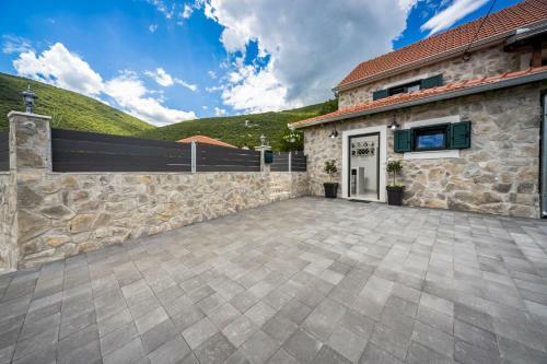 Villa Ivandvor