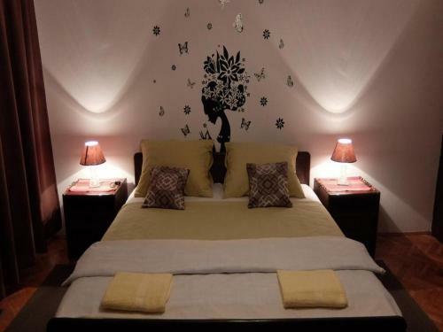 Hostal Apartments & Rooms Renduli?
