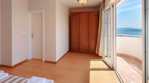 Apartment In Dramalj 36115