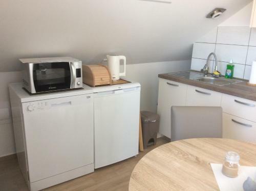 Studio Apartmani Biser 1, 2, 3 Deluxe