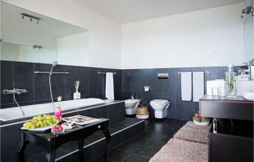 Beautiful Home In Orasac With 4 Bedrooms