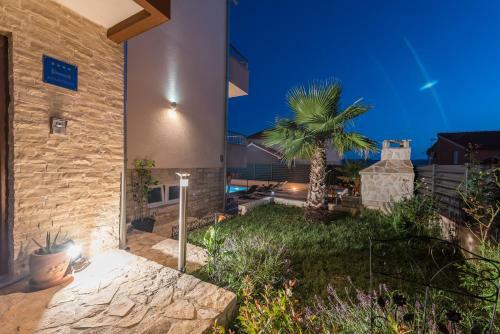 Apartment Maja With Private Pool