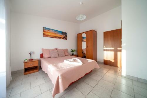 Apartment Sunny