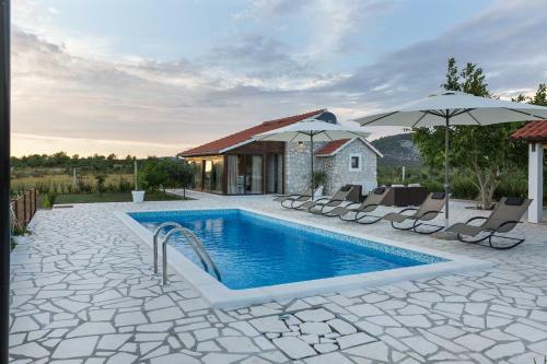 Villa Mali Raj