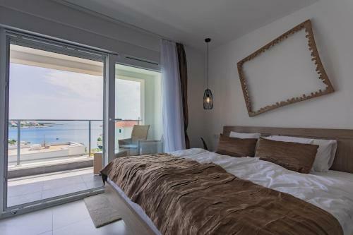 Villa Compass; Luxury Experience In Natural Bay.