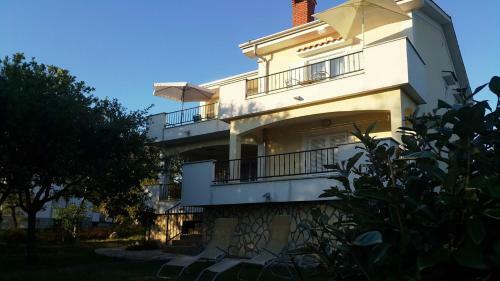 Hostal Apartments Damir