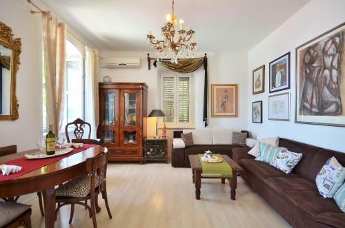 Apartment Pere S Mora