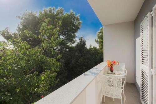 Apartments Mila - 100m From The Sea