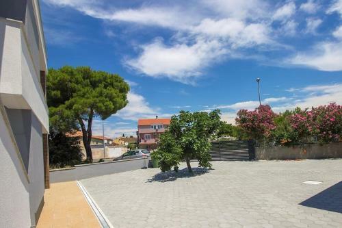 Apartments Mila - 100m From The Sea