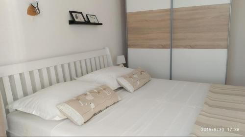Apartments By The Sea Marusici, Omis - 1040