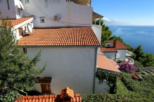 Apartments By The Sea Marusici, Omis - 1042