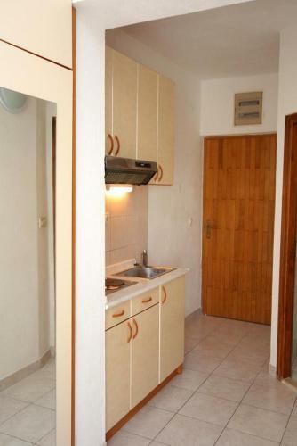 Apartments With A Parking Space Marusici, Omis - 962