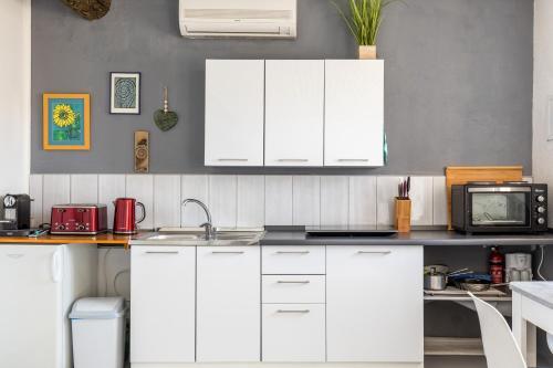Waterview Apartments - Koru Apartment