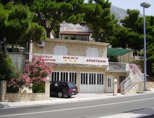 Apartments By The Sea Medici, Omis - 17871