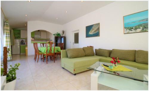 Apartment Katarina And House Marieta