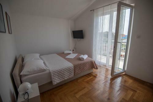 Apartment Miro