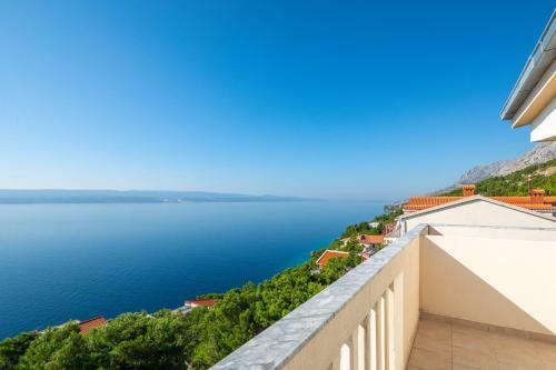 Apartments & Restaurant Galeb