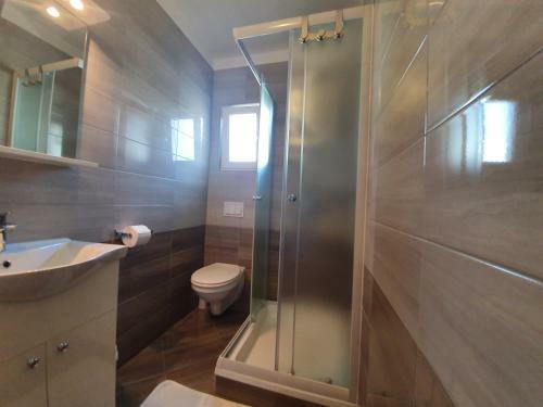 Hostal Rooms Neda Rab